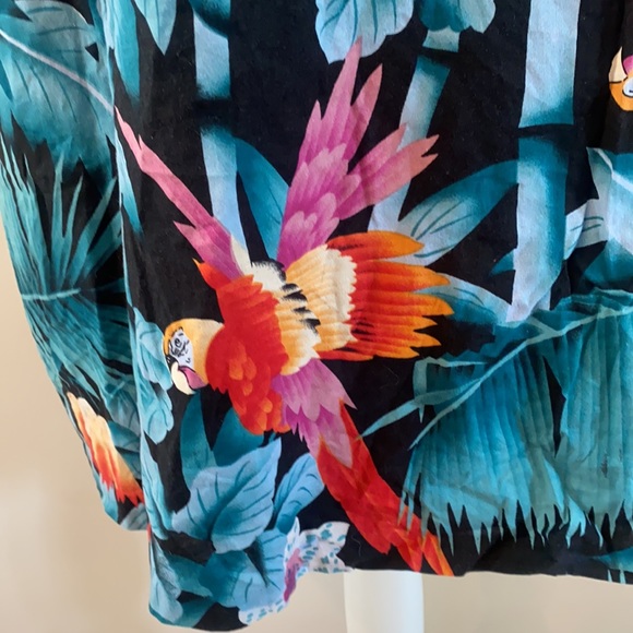 Vintage Wrap Skirt with Parrots - Picture 3 of 4
